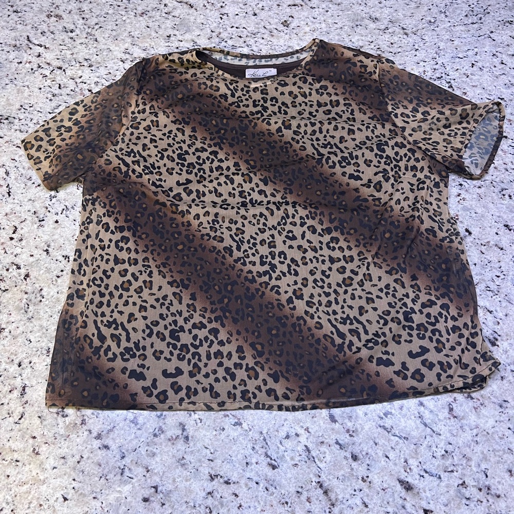 Kathie Lee Collection Leopard Print Short Sleeve Top
